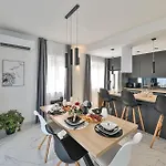 Casa vacanze Gorgeous In Seget Donji *